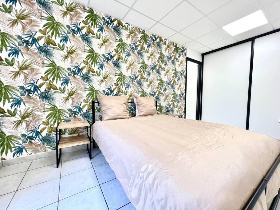 Le Grand Penon ~ Logement Spacieux A 6 Min Du Parc Saint-Georges-les-Baillargeaux Εξωτερικό φωτογραφία