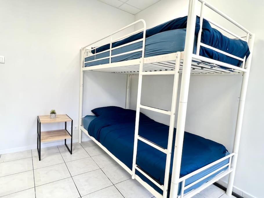 Le Grand Penon ~ Logement Spacieux A 6 Min Du Parc Saint-Georges-les-Baillargeaux Εξωτερικό φωτογραφία
