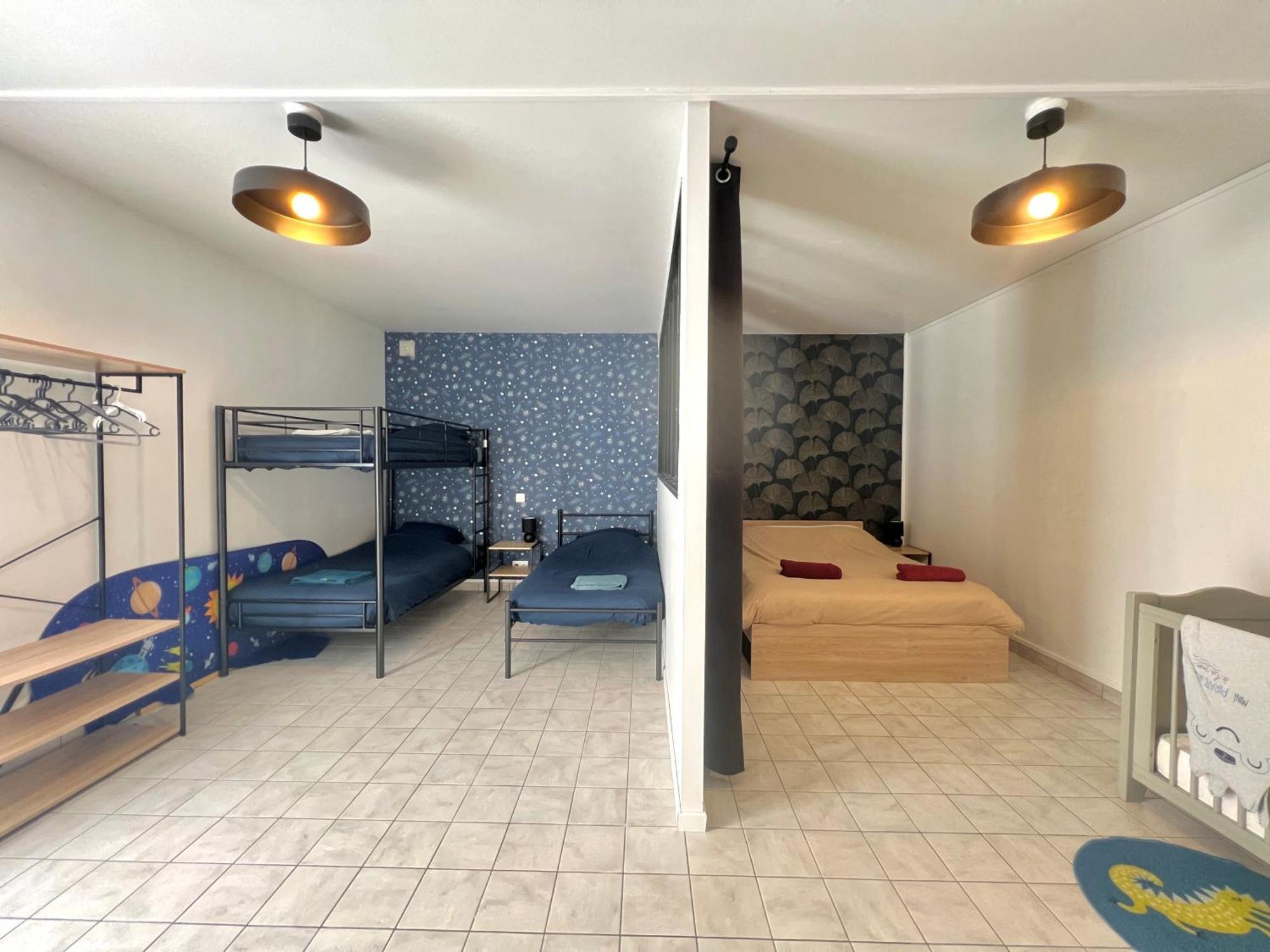 Le Grand Penon ~ Logement Spacieux A 6 Min Du Parc Saint-Georges-les-Baillargeaux Εξωτερικό φωτογραφία