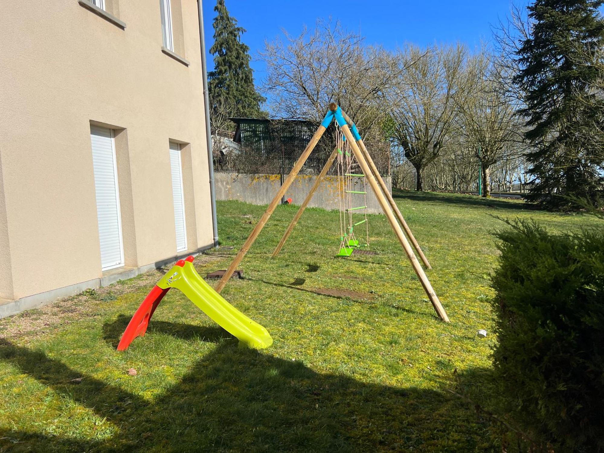 Le Grand Penon ~ Logement Spacieux A 6 Min Du Parc Saint-Georges-les-Baillargeaux Εξωτερικό φωτογραφία